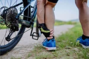 Read more about the article How to Unclip Bike Shoes